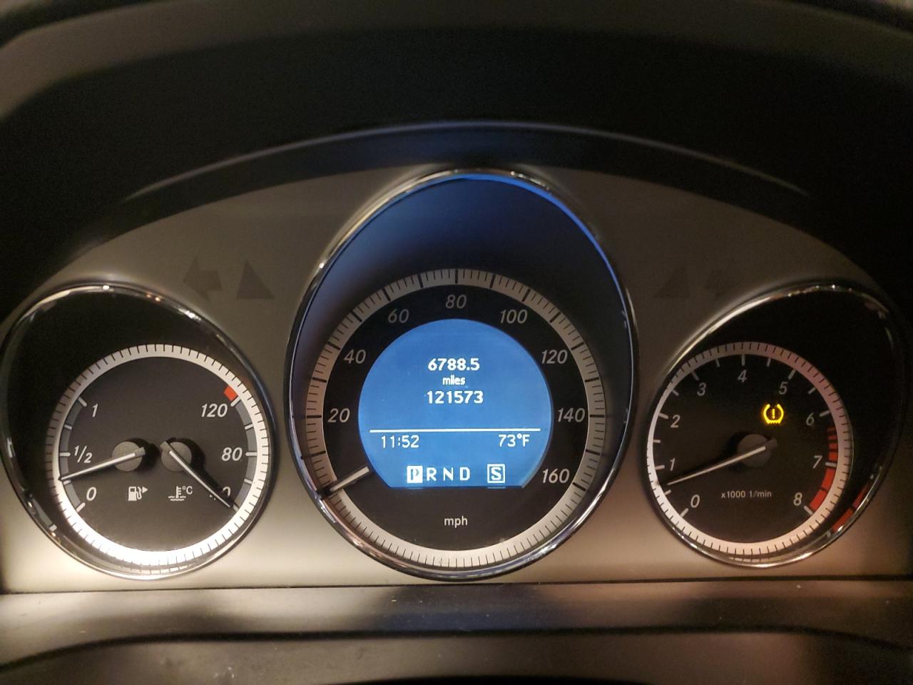 WDDGF81X49R082059 2009 Mercedes-Benz C 300 4Matic