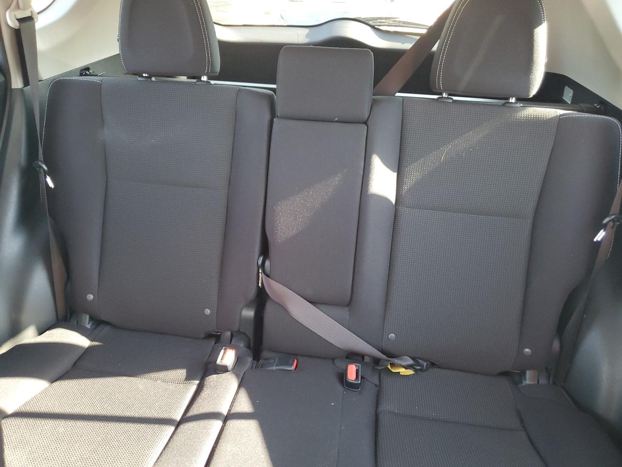 JTMWFREV1HJ127508 2017 Toyota Rav4 Xle