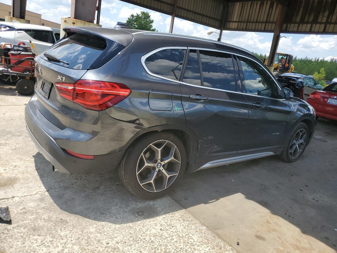 WBXHT3C31H5FF7127 2017 BMW X1 xDrive28I