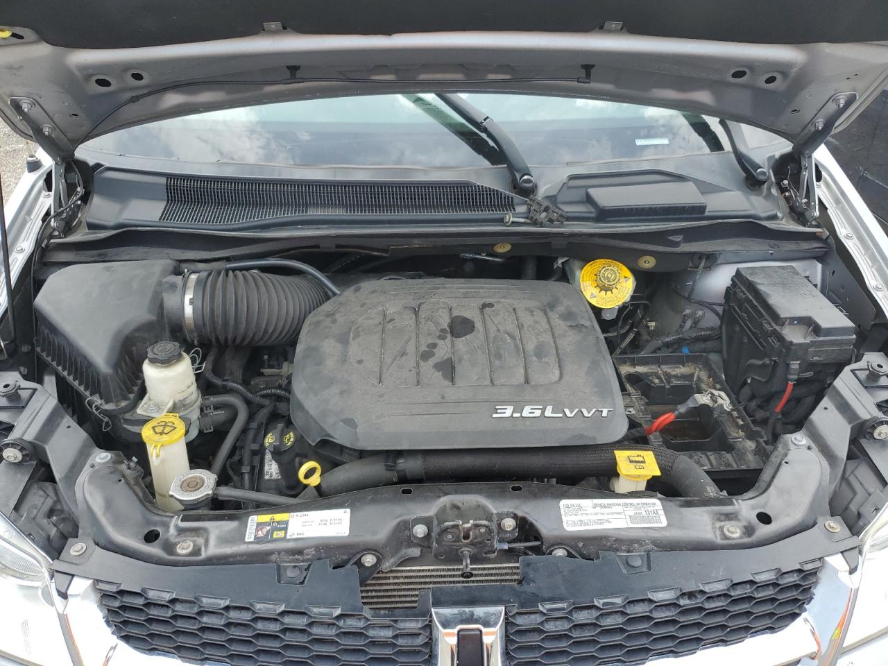 2C4RDGBGXJR163860 2018 Dodge Grand Caravan Se