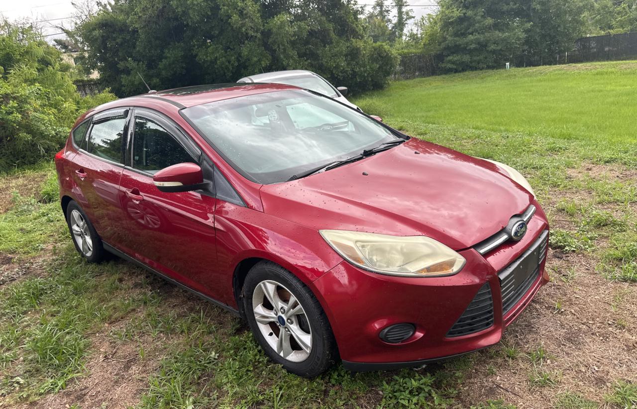 2014 Ford Focus Se vin: 1FADP3K27EL402929