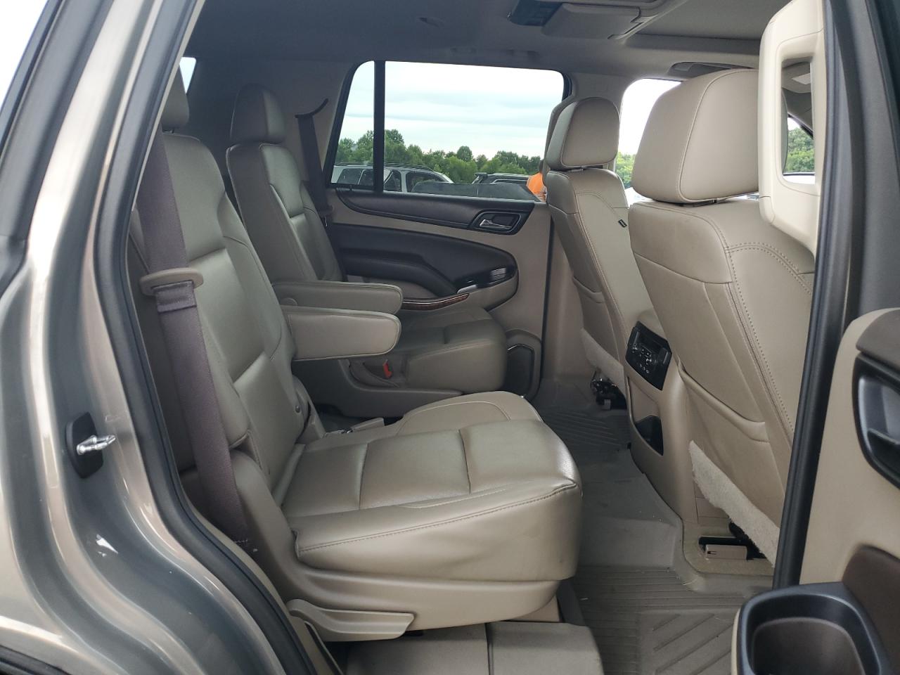 1GNSKCKC7JR339760 2018 Chevrolet Tahoe K1500 Premier