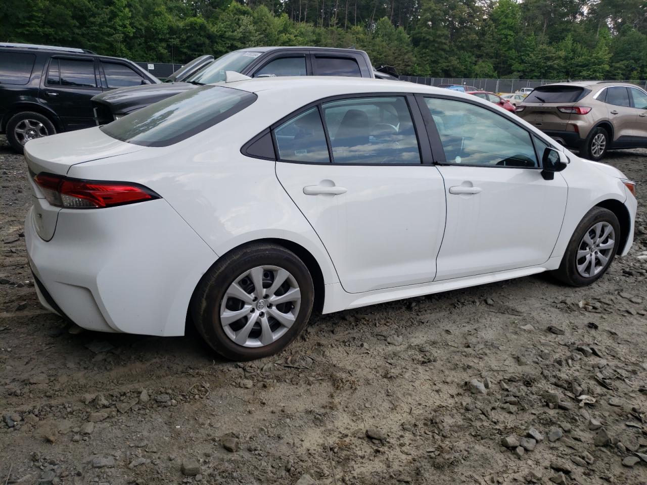 5YFEPMAE8MP205483 2021 Toyota Corolla Le