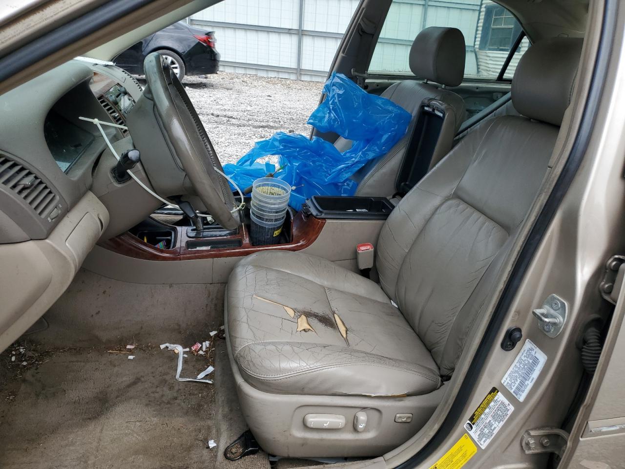 4T1BF30K74U065285 2004 Toyota Camry Le