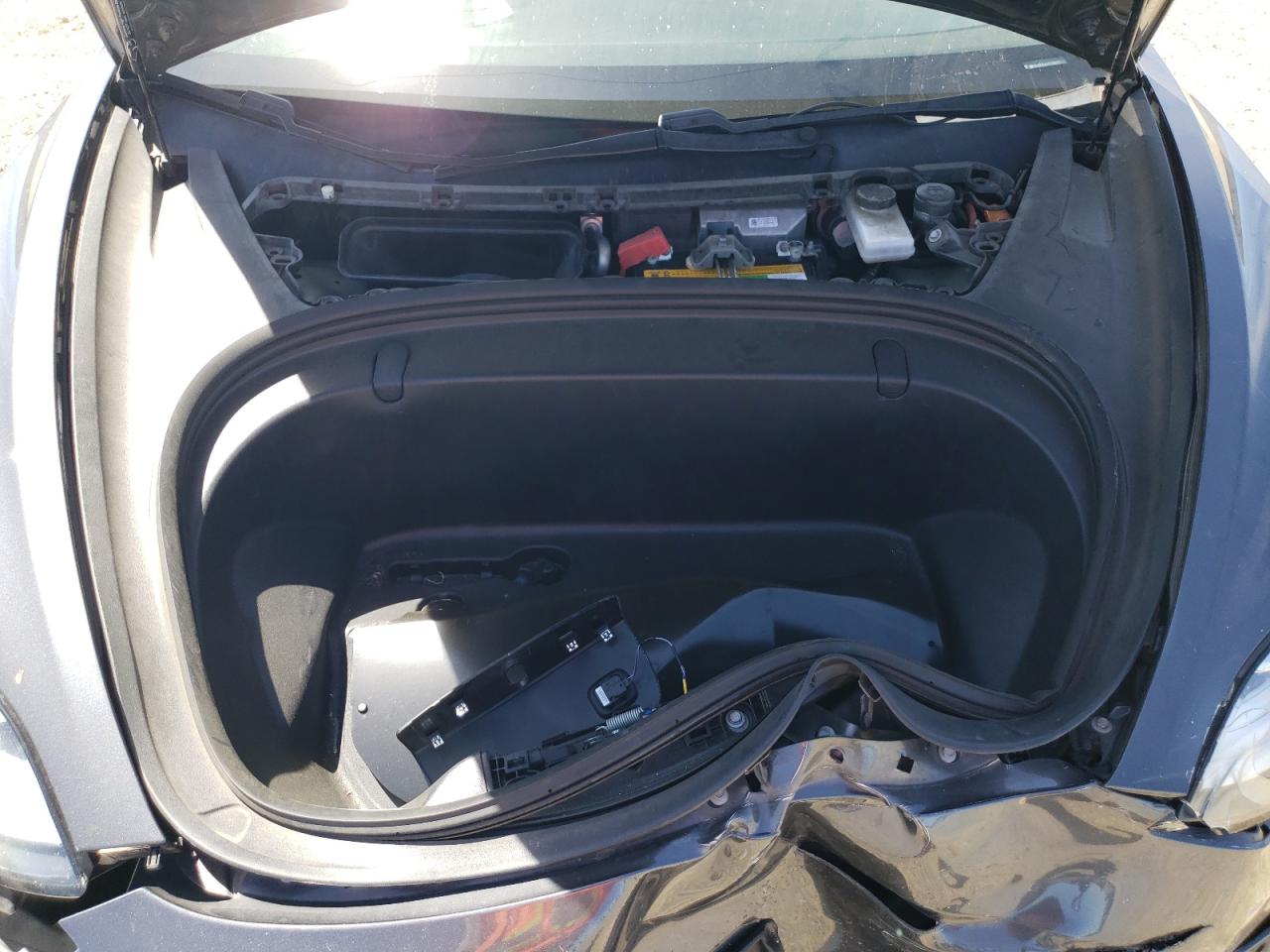 5YJ3E1EA7JF058275 2018 Tesla Model 3