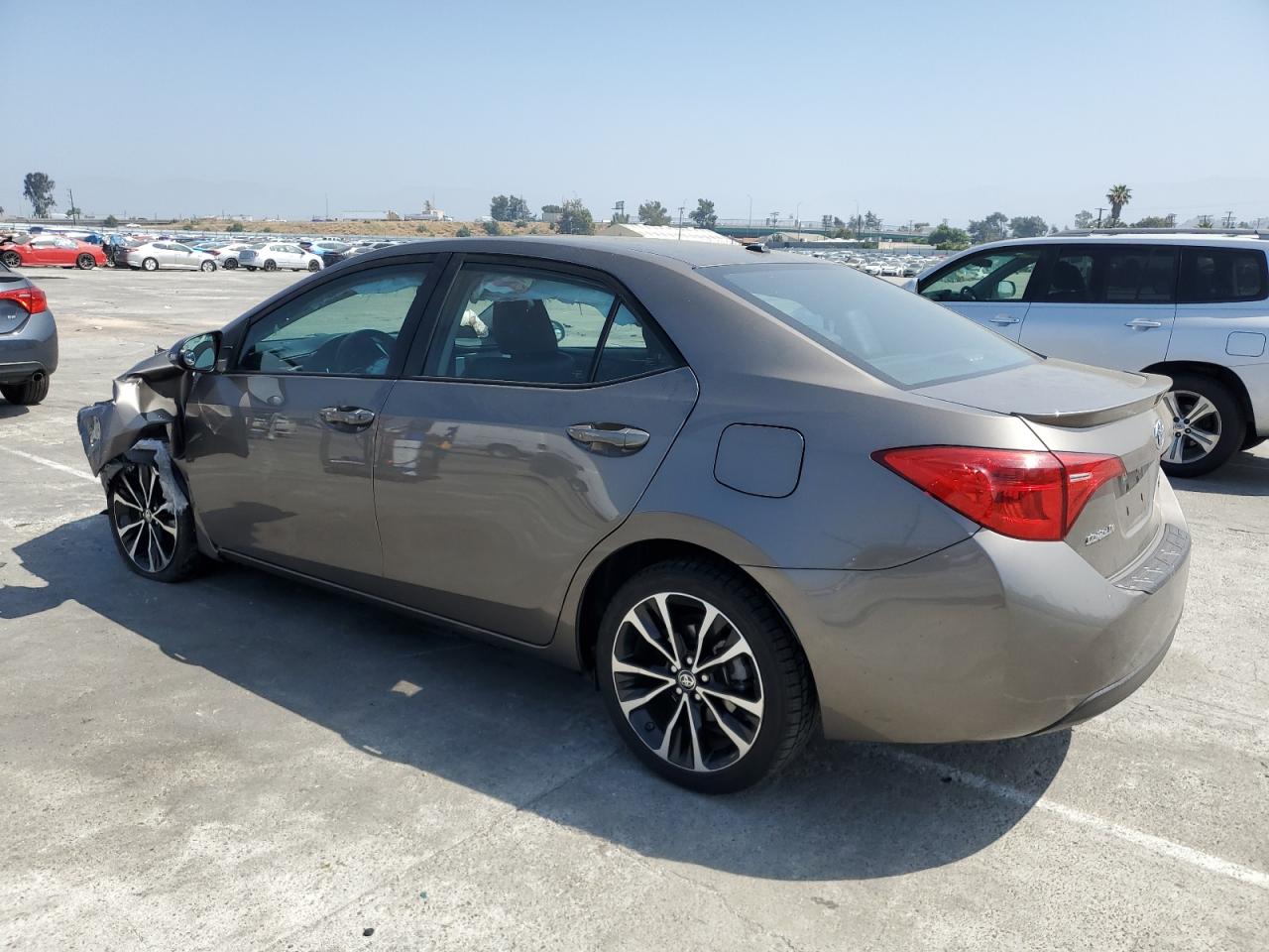 5YFBURHE0JP752158 2018 Toyota Corolla L