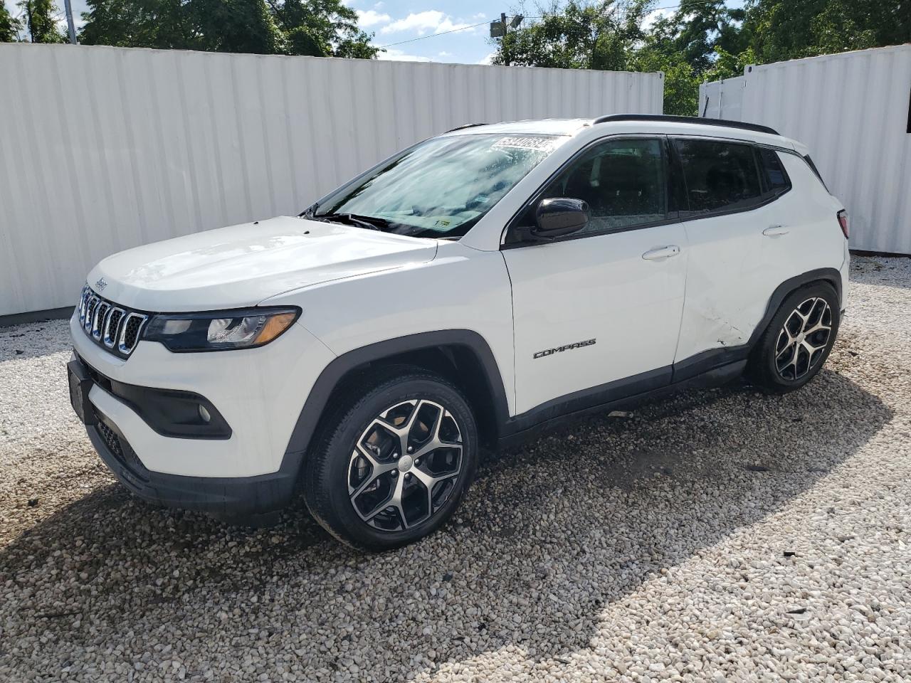 3C4NJDBN8RT607217 2024 Jeep Compass Latitude