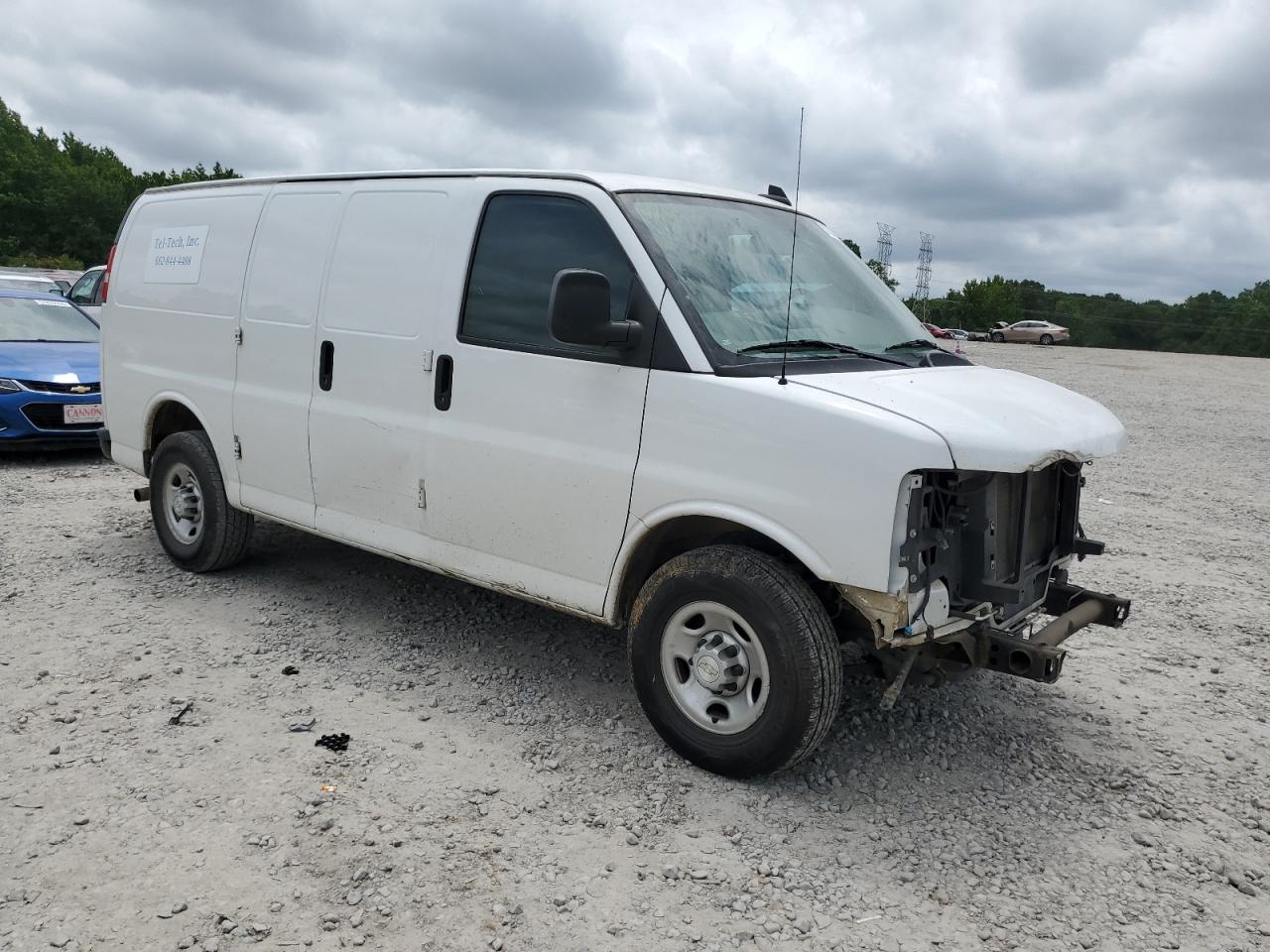 1GCWGAFPXJ1281302 2018 Chevrolet Express G2500