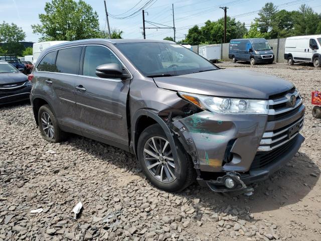 2019 Toyota Highlander Se VIN: 5TDJZRFH4KS950261 Lot: 57303374