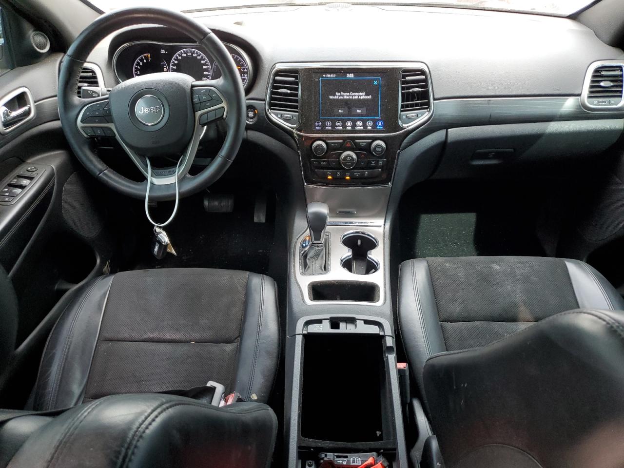 1C4RJEAG9KC705233 2019 Jeep Grand Cherokee Laredo