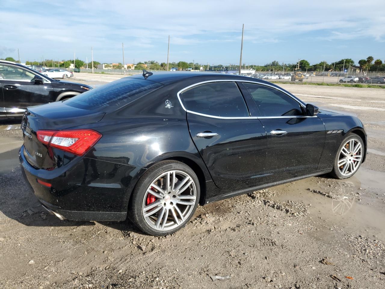 2020 Maserati Ghibli vin: ZAM57XSA2L1345086