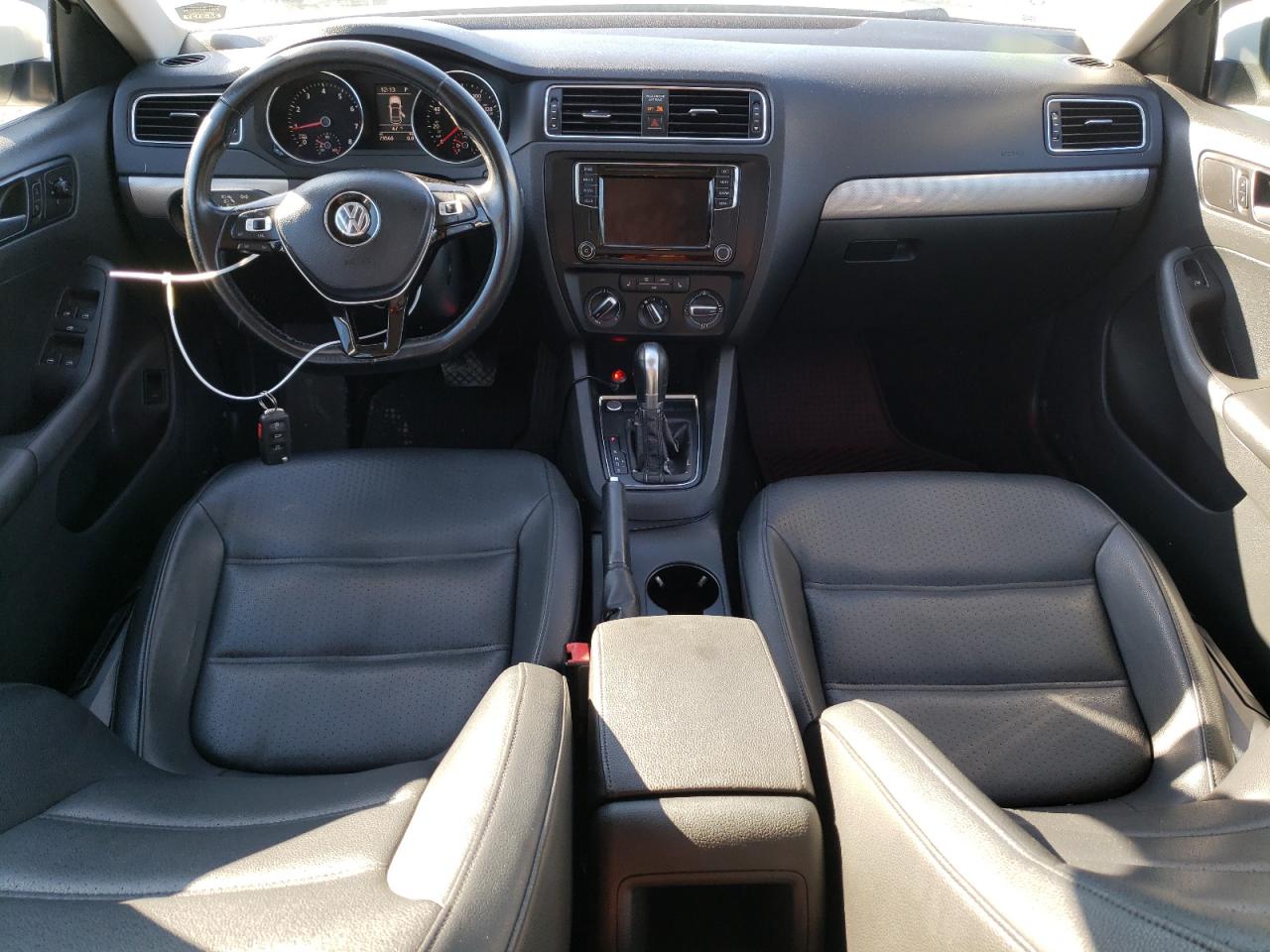 3VWDB7AJ2HM343183 2017 Volkswagen Jetta Se