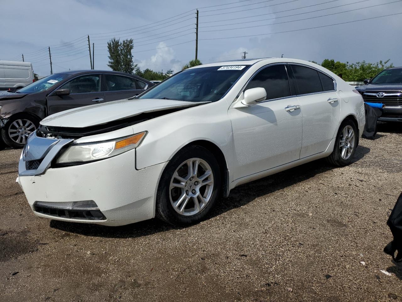 19UUA8F5XAA015568 2010 Acura Tl