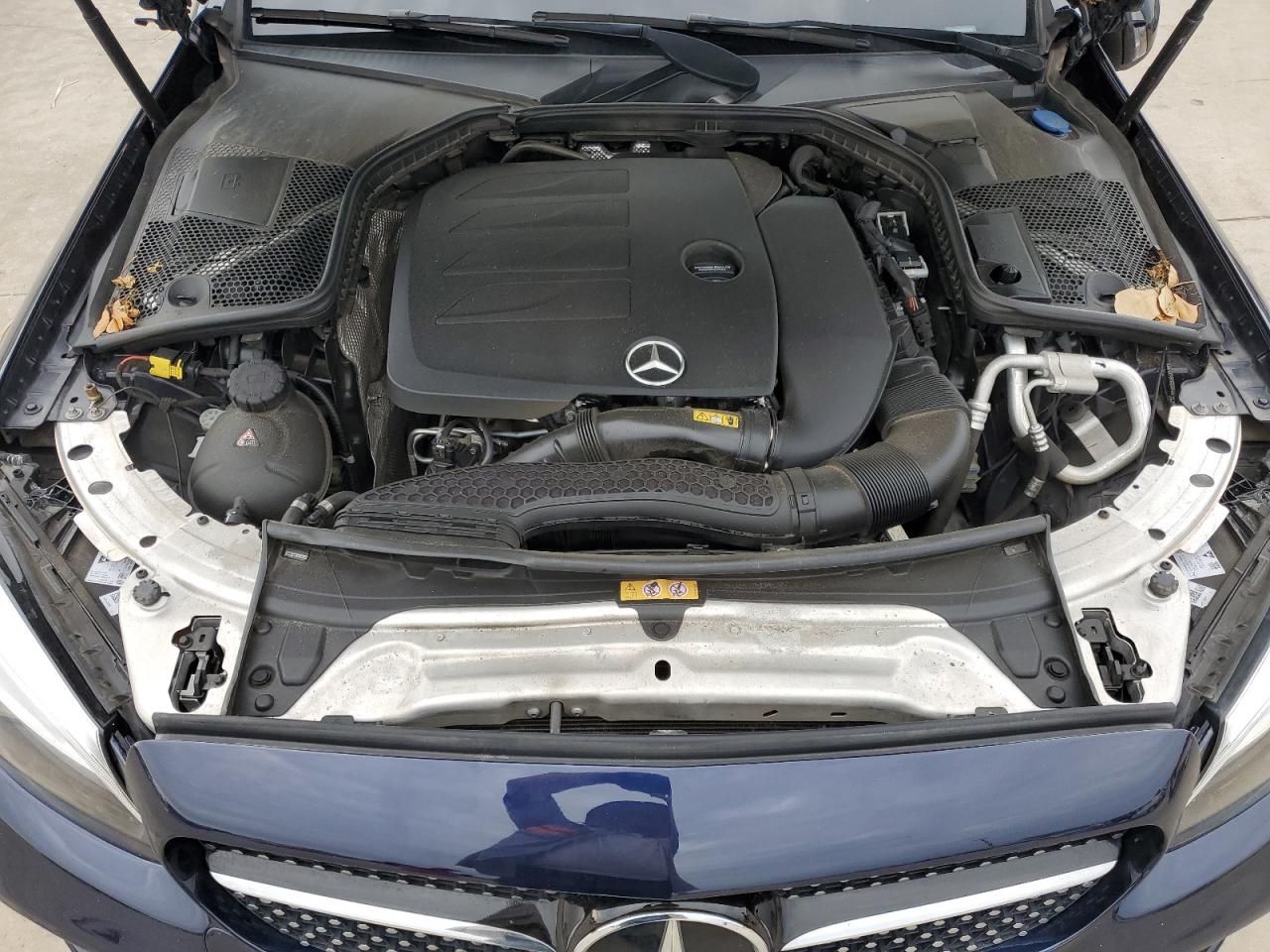 WDDWJ8DBXKF774490 2019 Mercedes-Benz C 300