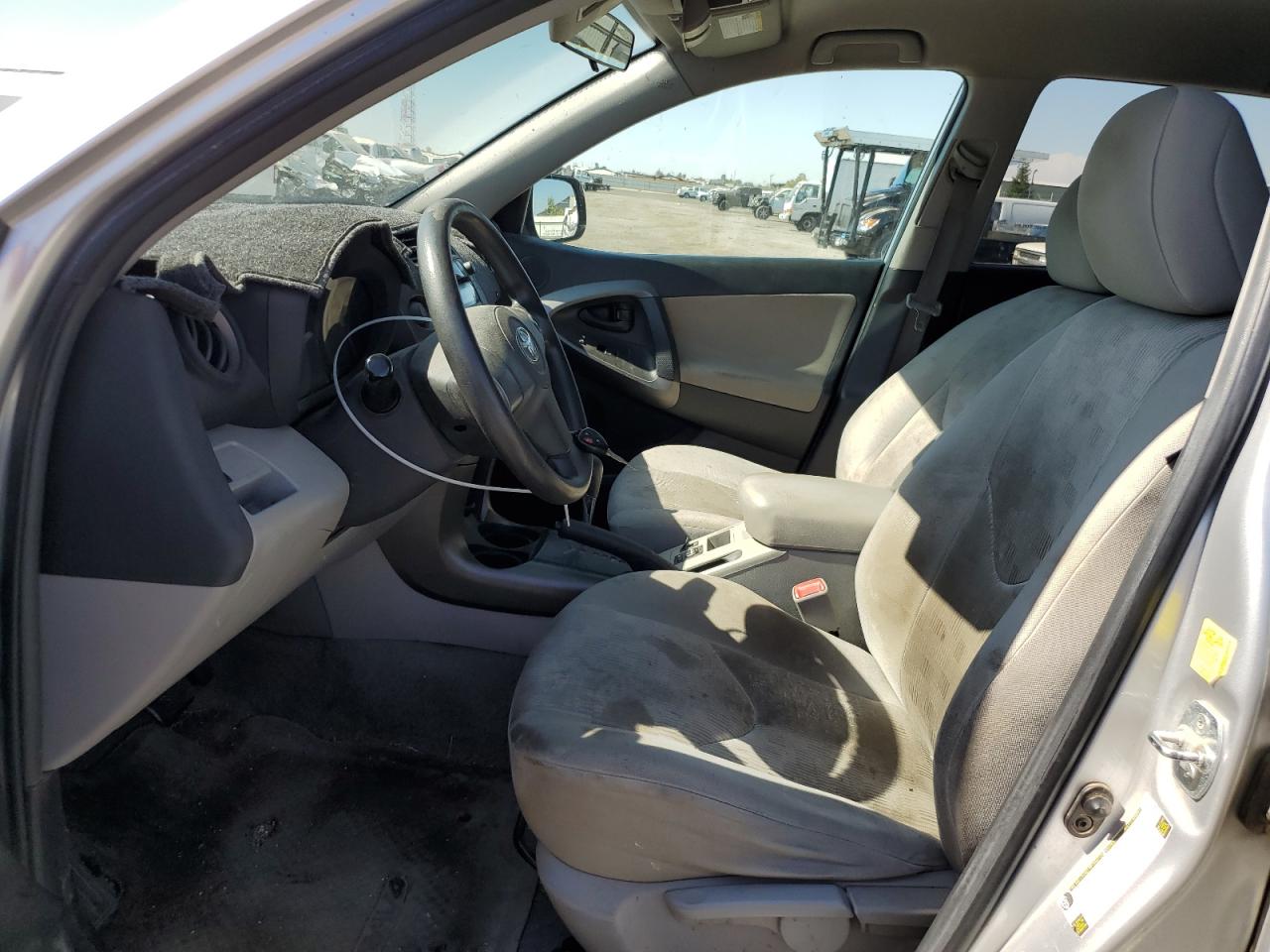 2T3ZF4DV2AW049491 2010 Toyota Rav4