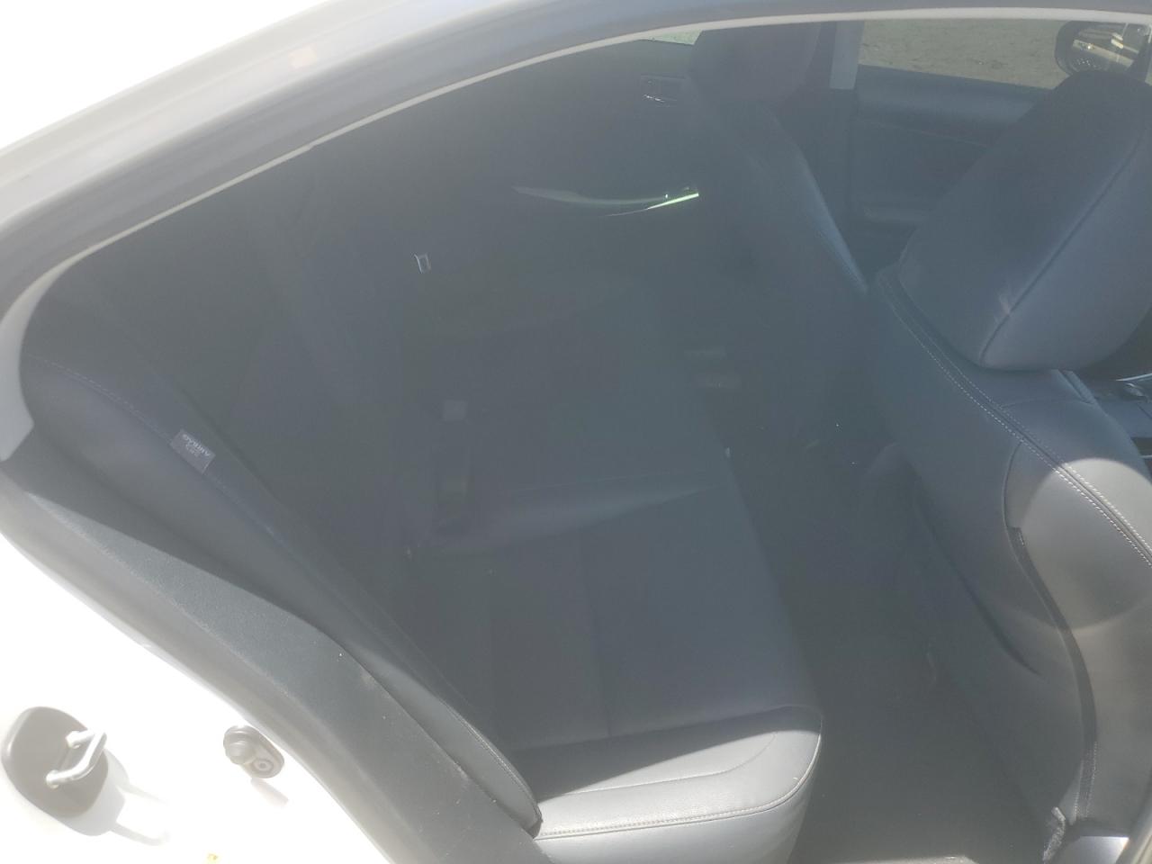 JTHBA1D25G5012924 2016 Lexus Is 200T