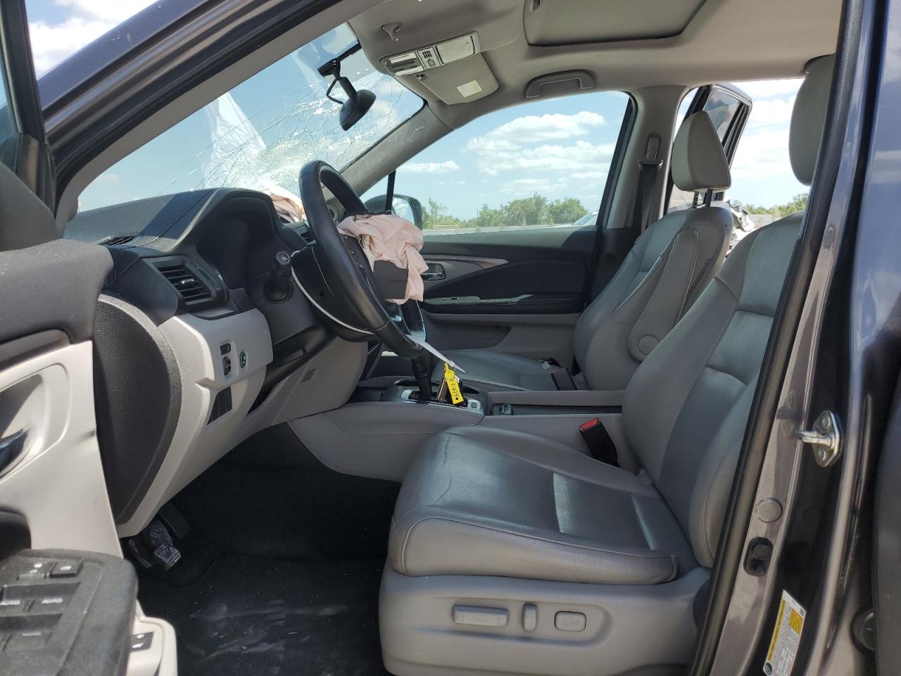 5FNYF5H59JB010060 2018 Honda Pilot Exl