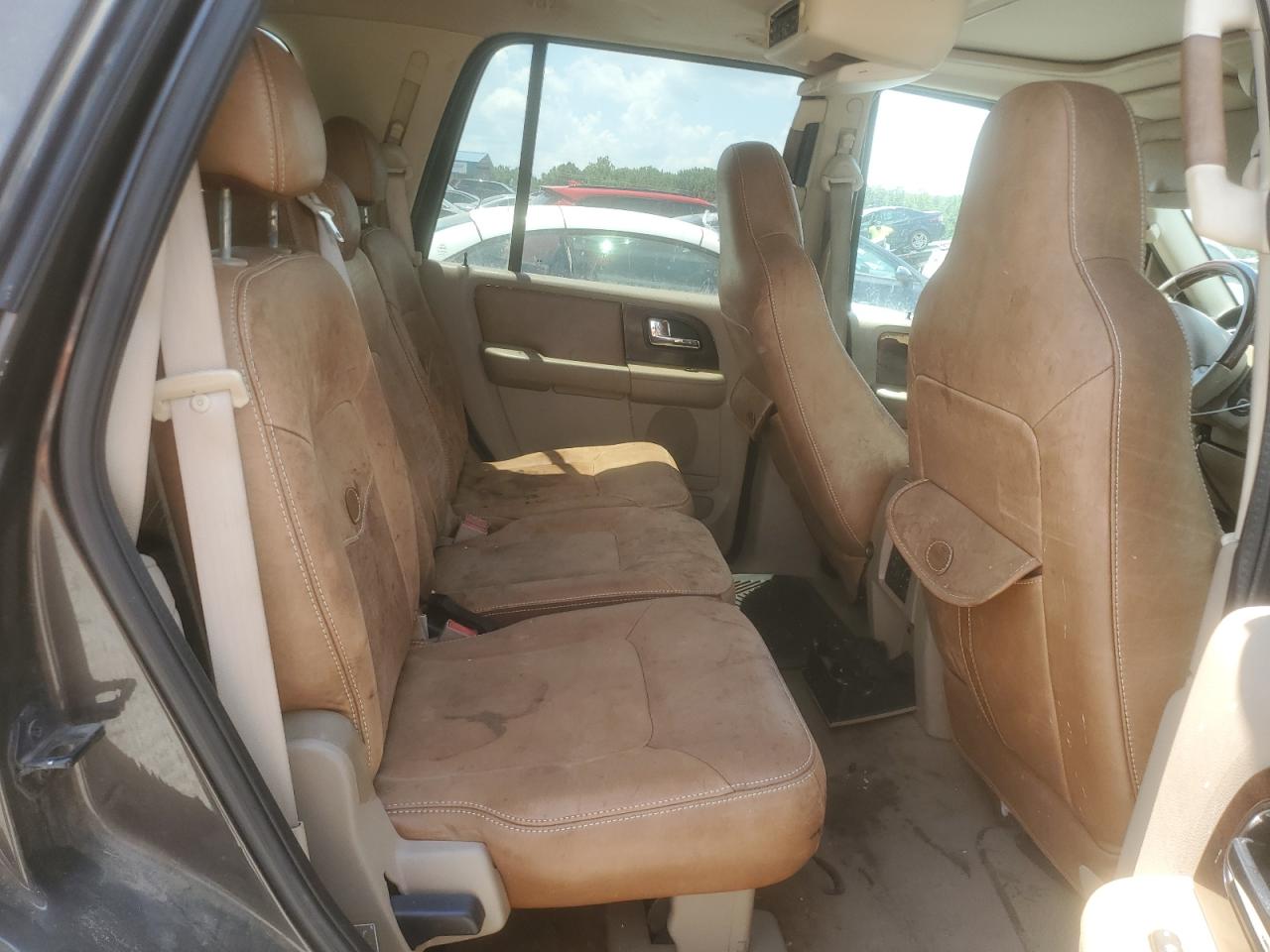 1FMFU175X5LA69494 2005 Ford Expedition Eddie Bauer