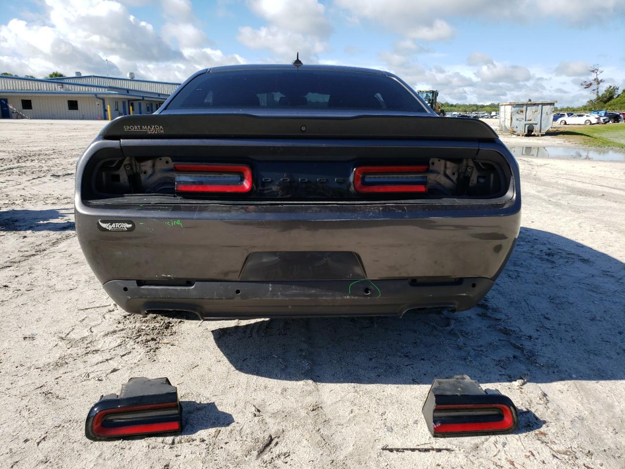 2C3CDZAG4MH596835 2021 Dodge Challenger Sxt