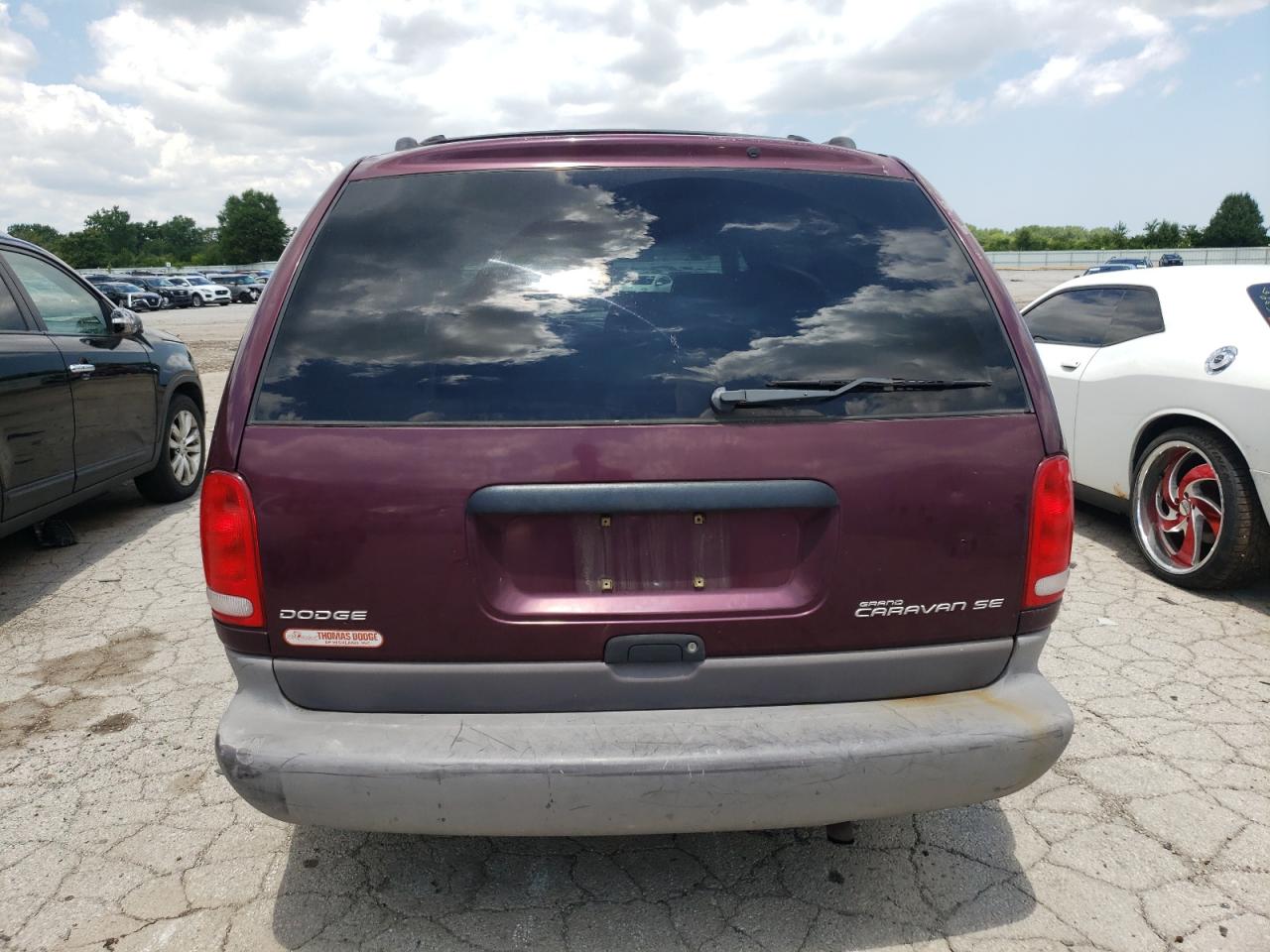 1B4GP44G5WB773419 1998 Dodge Grand Caravan Se