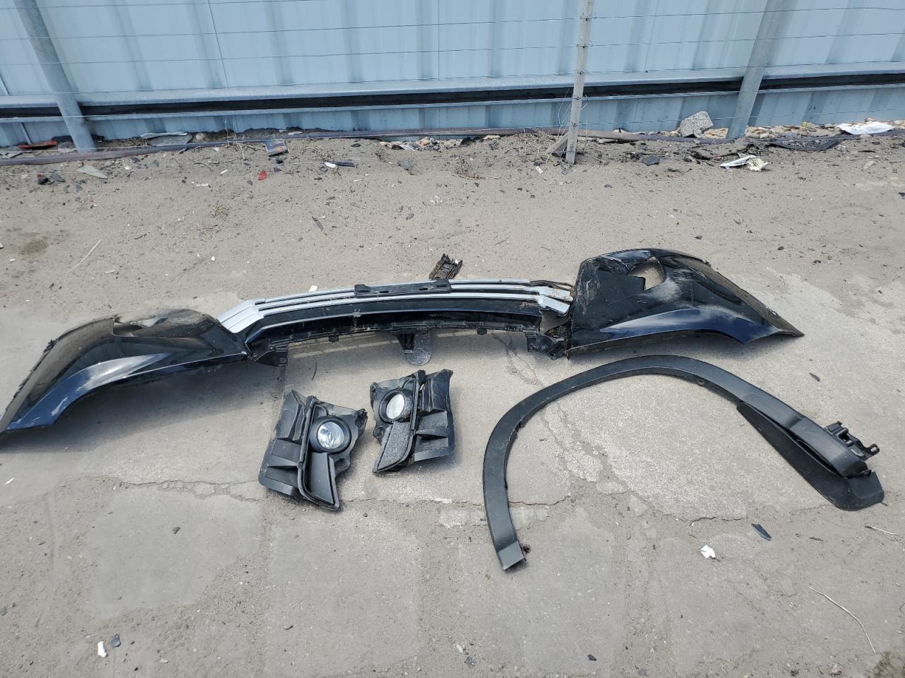 5TDJZRFH4KS999945 2019 Toyota Highlander Se