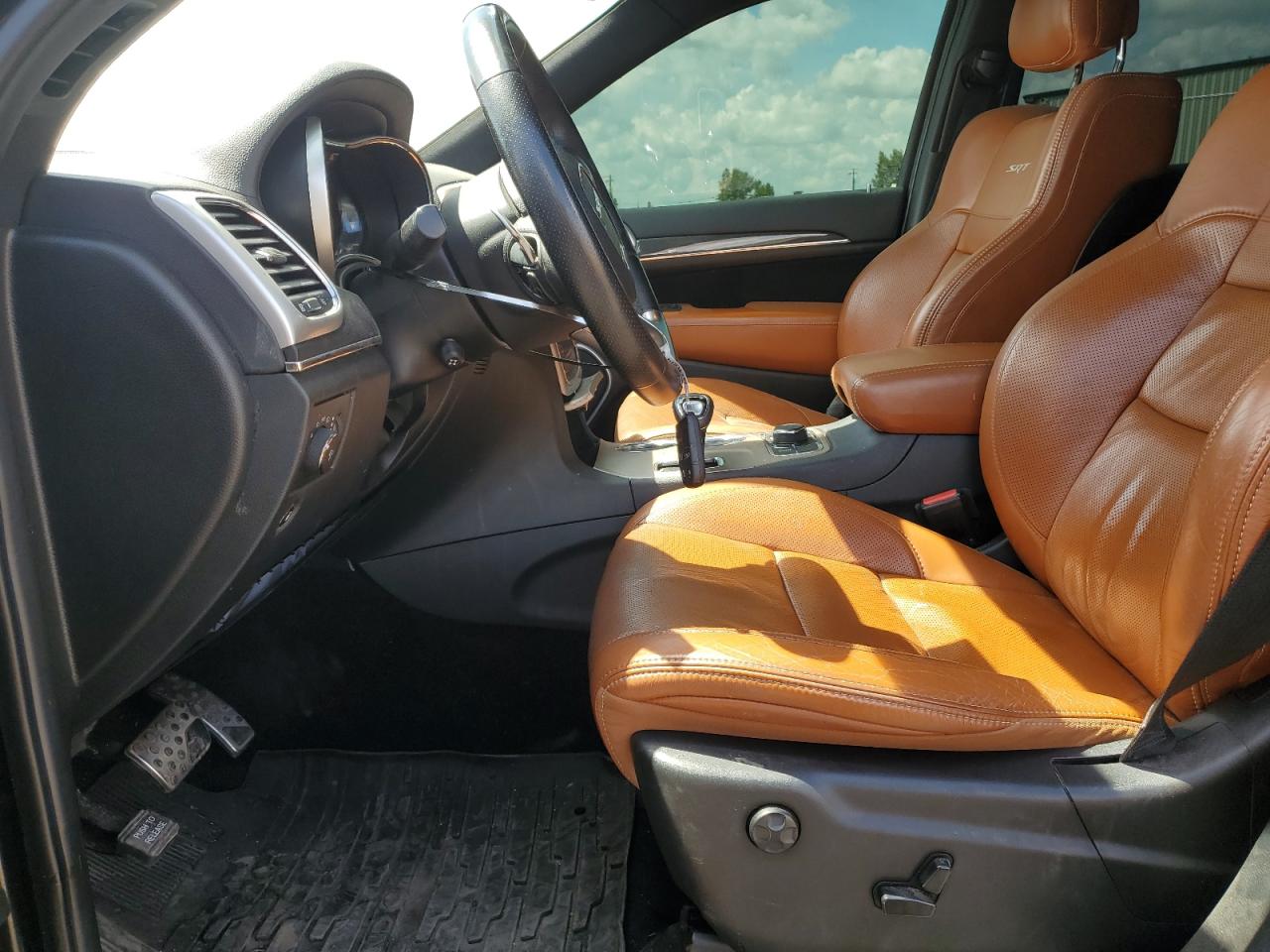 1C4RJFDJ2EC310702 2014 Jeep Grand Cherokee Srt-8