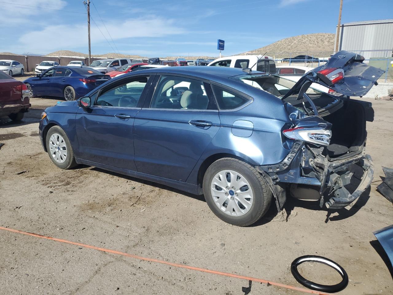 2019 Ford Fusion S vin: 3FA6P0G73KR249300