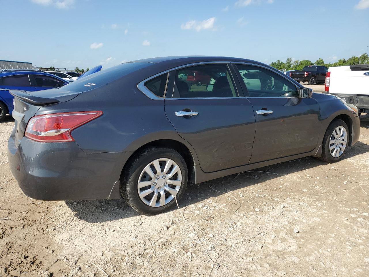 2013 Nissan Altima 2.5 vin: 1N4AL3AP8DC145564