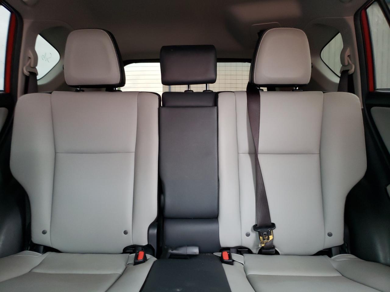 JTMYFREV1HJ144348 2017 Toyota Rav4 Limited