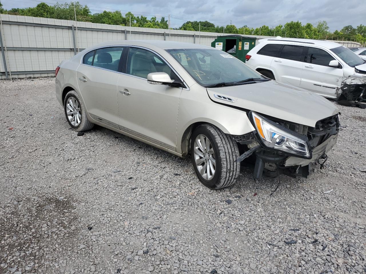 2015 Buick Lacrosse vin: 1G4GB5G38FF292472