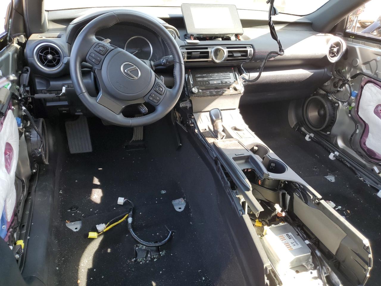 JTHCA1D24M5117499 2021 Lexus Is 300