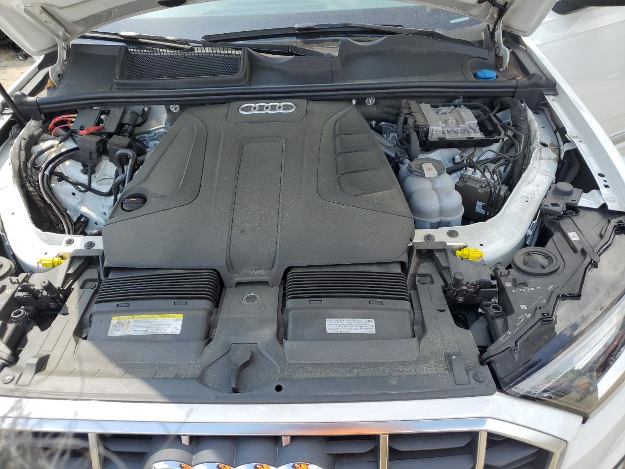 WA1AJBF71LD012411 2020 Audi Q7 Premium