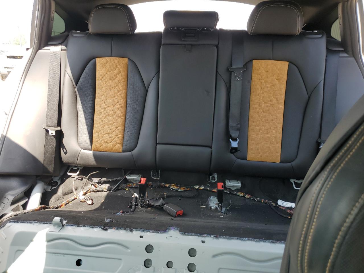 5YMUJ0C03LLA99775 2020 BMW X4 M Competition