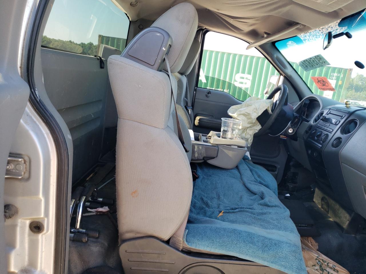 1FTRF12227NA16627 2007 Ford F150