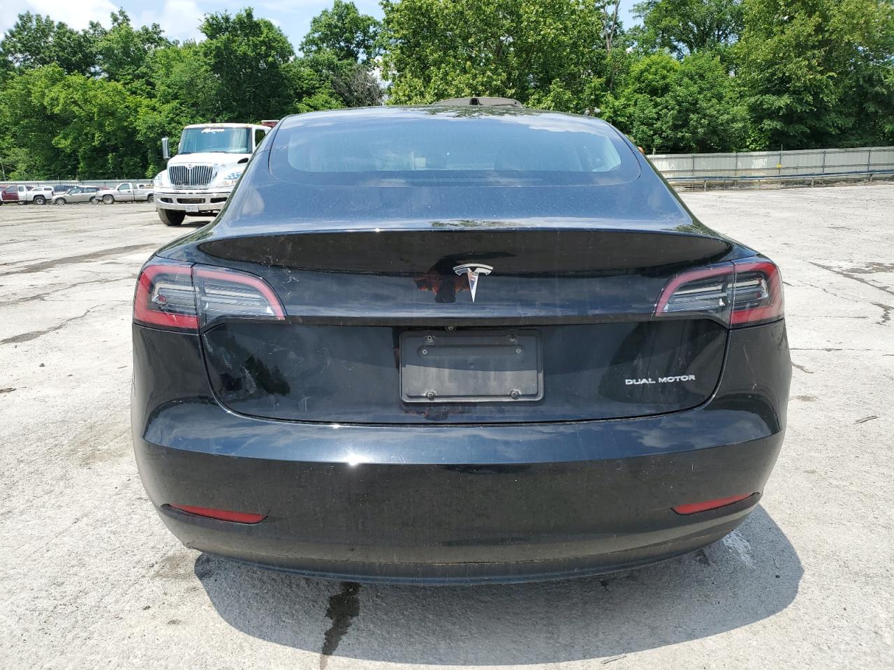 5YJ3E1EB3KF199810 2019 Tesla Model 3