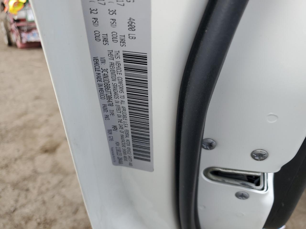 3C4NJDBB6JT206470 2018 Jeep Compass Latitude