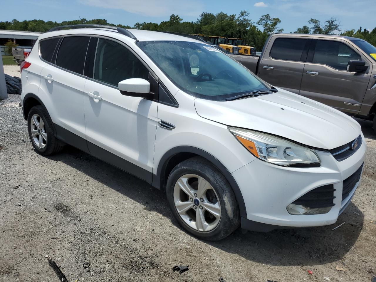 1FMCU0GX8EUE22694 2014 Ford Escape Titanium