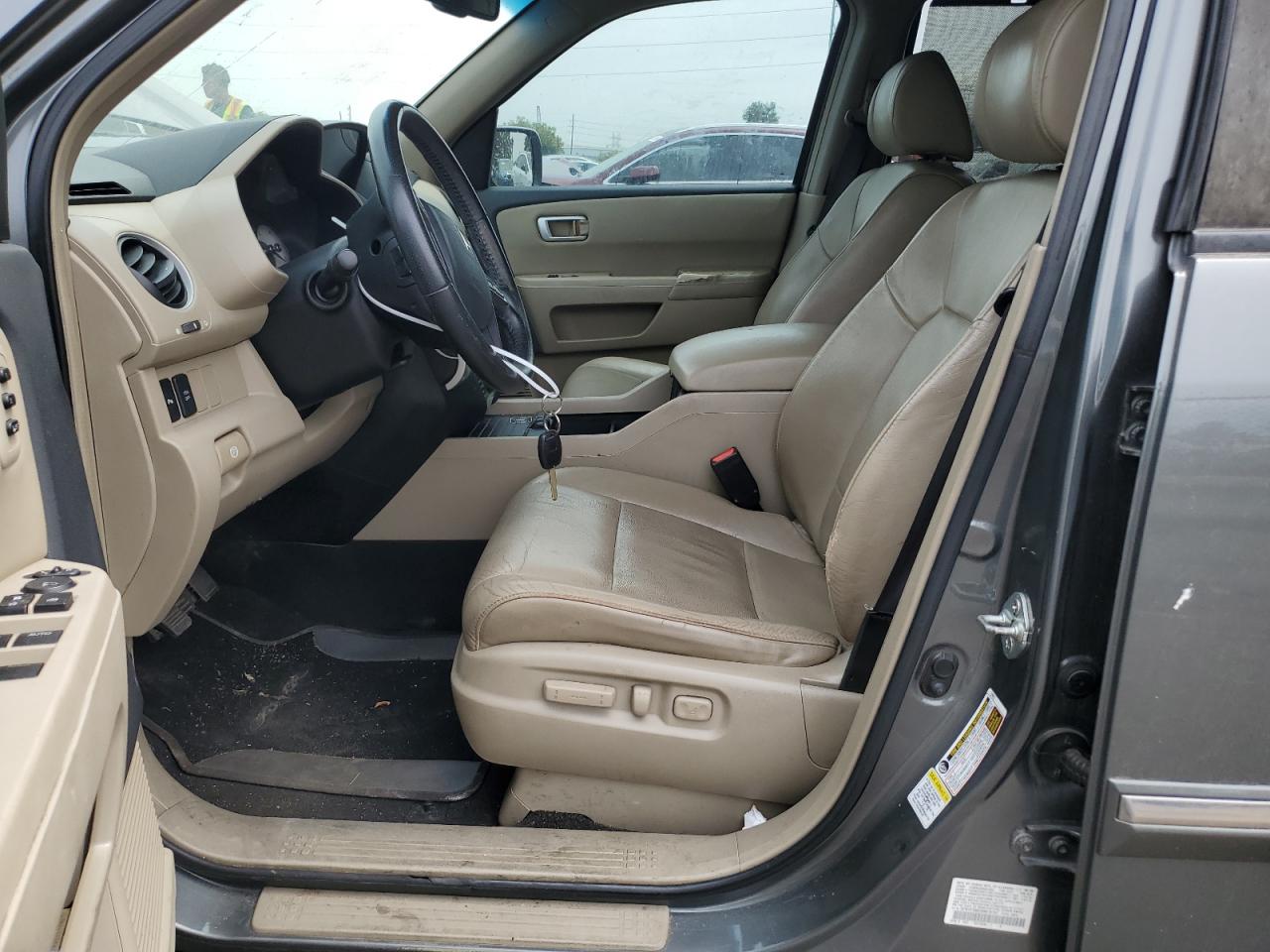 5FNYF38839B016107 2009 Honda Pilot Touring