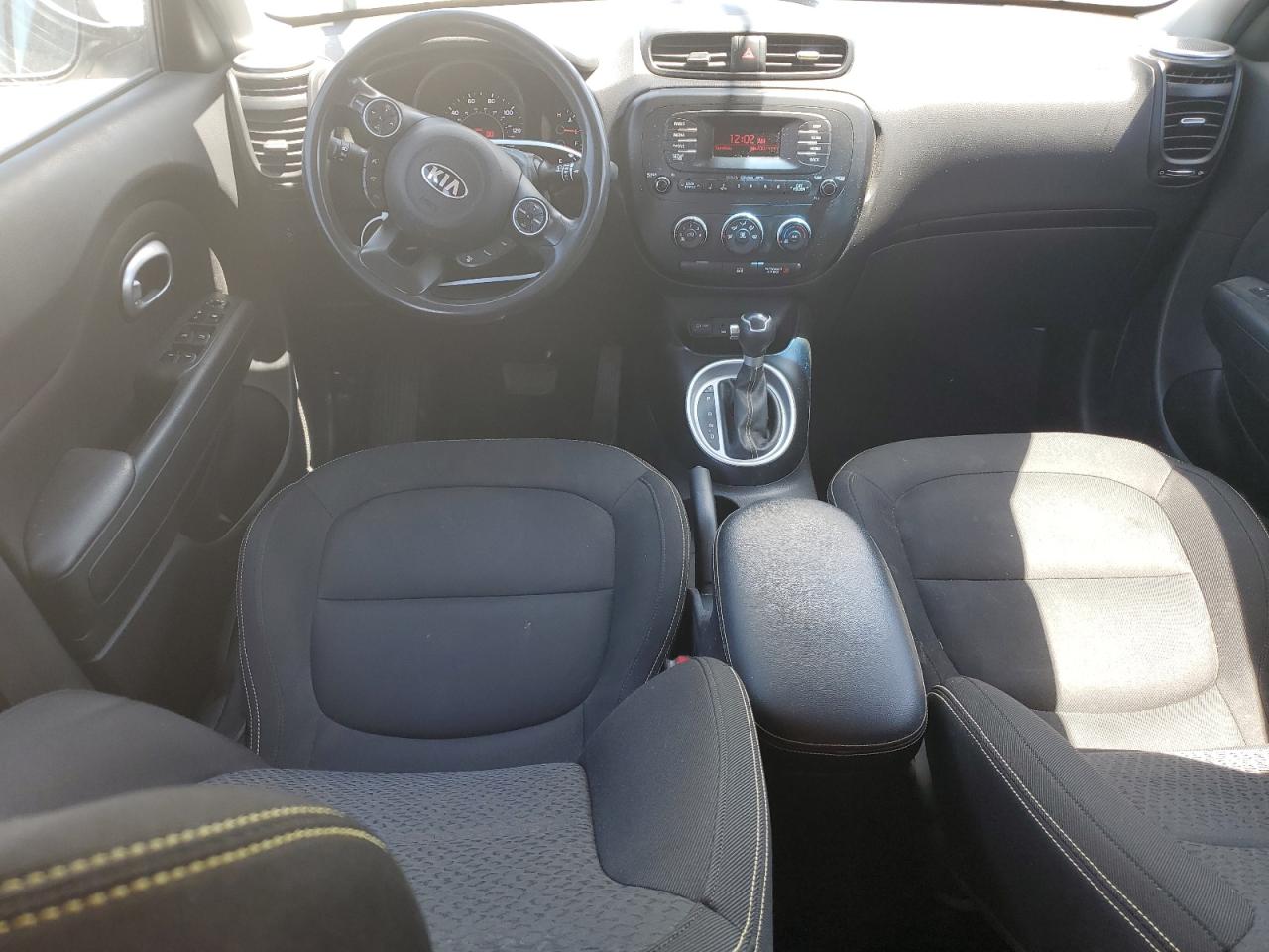 KNDJP3A58F7187581 2015 Kia Soul +