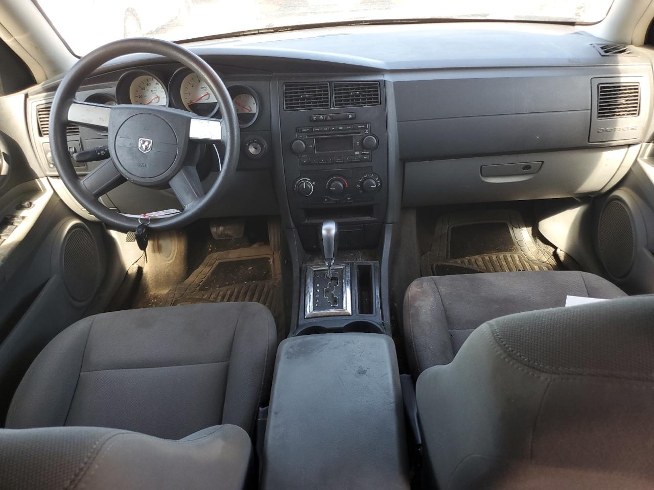 2D4FV48T05H679968 2005 Dodge Magnum Se