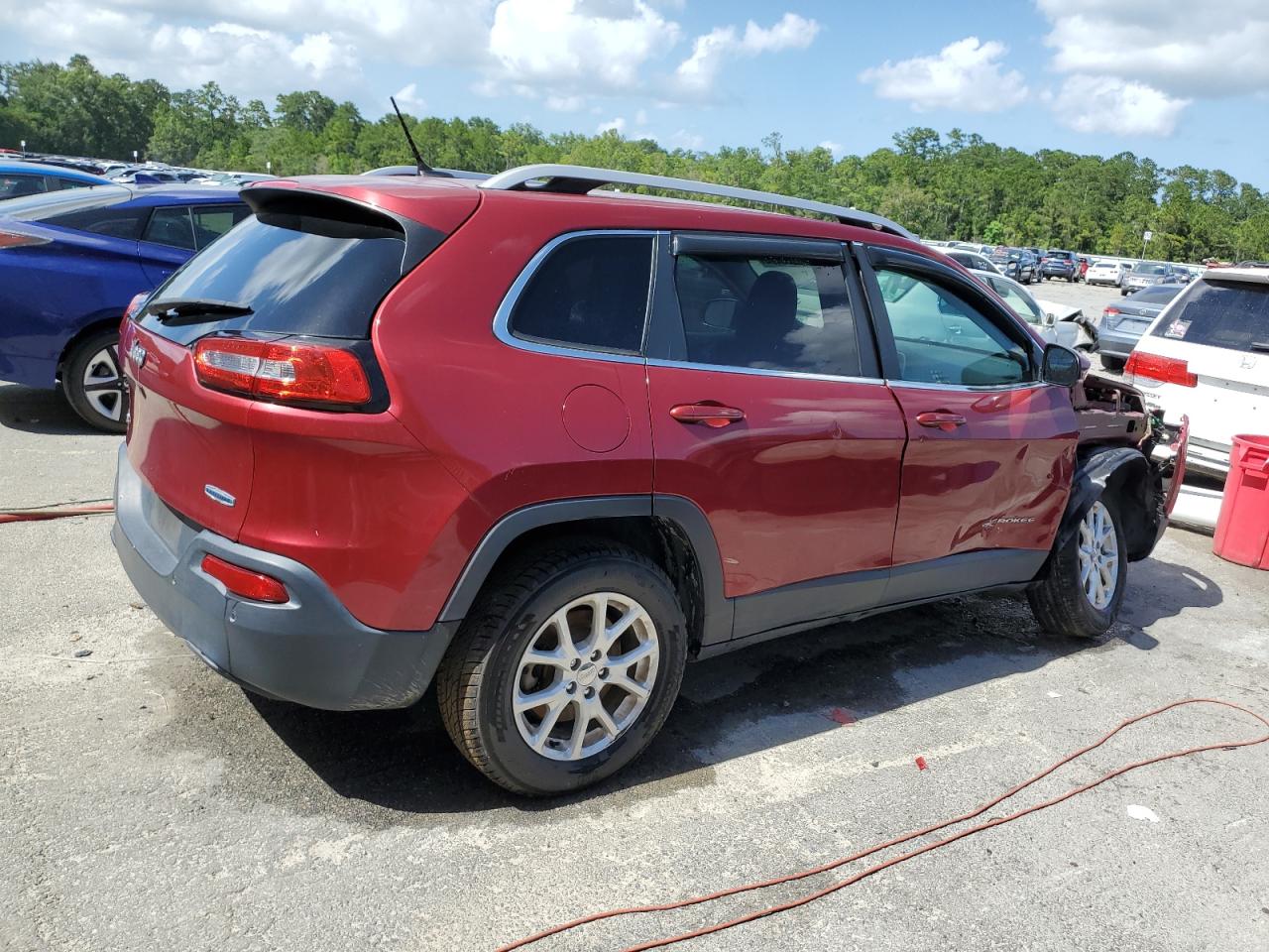 2016 Jeep Cherokee Latitude vin: 1C4PJMCB7GW322710