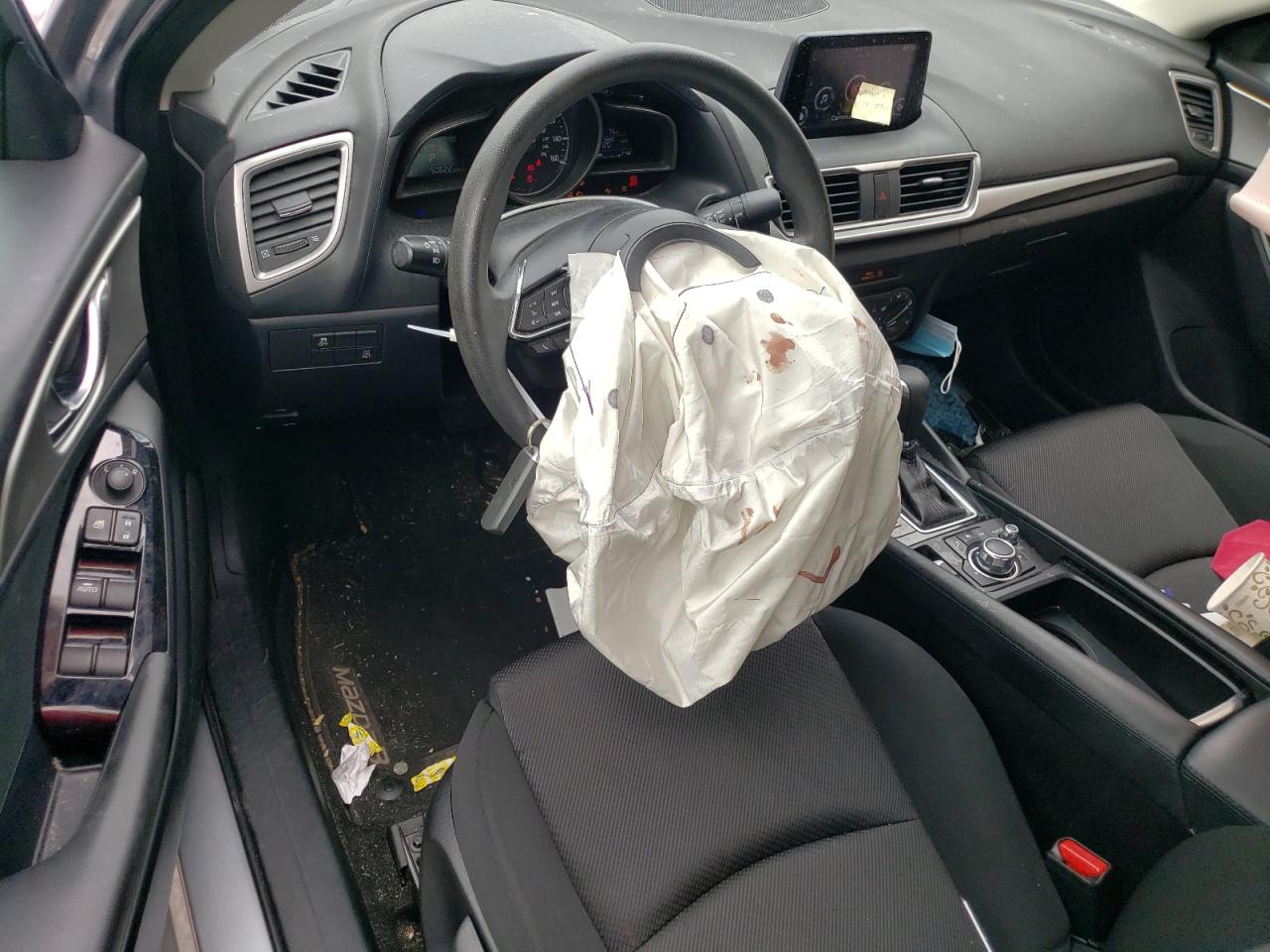 3MZBN1U76JM202702 2018 Mazda 3 Sport