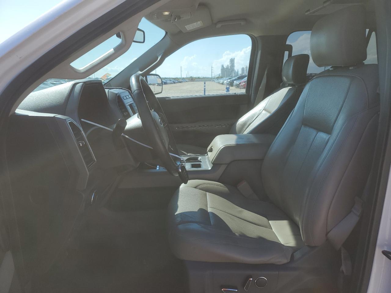 1FMJK1HT0JEA40940 2018 Ford Expedition Max Xlt