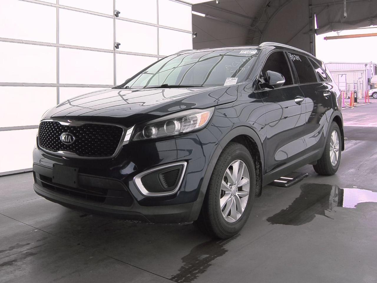 5XYPG4A31GG102311 2016 Kia Sorento Lx