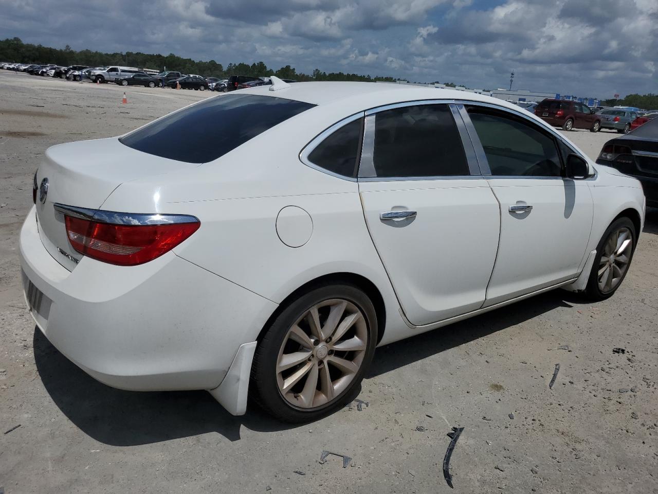 2013 Buick Verano vin: 1G4PP5SK4D4164948