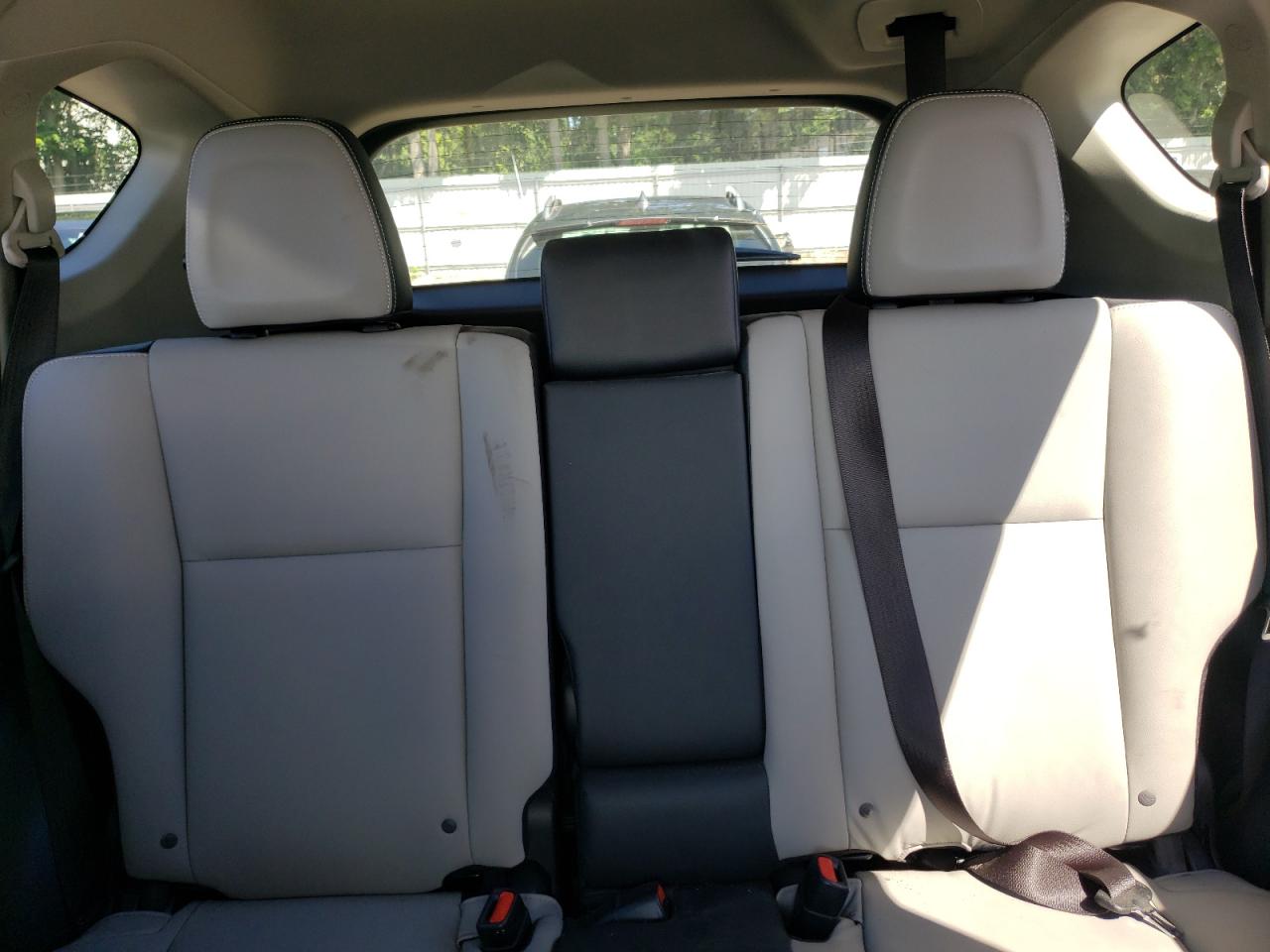 JTMDFREVXHD214586 2017 Toyota Rav4 Limited