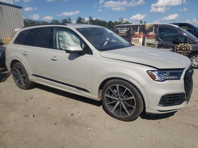 WA1VXAF78MD030853 2021 Audi Q7 Prestige