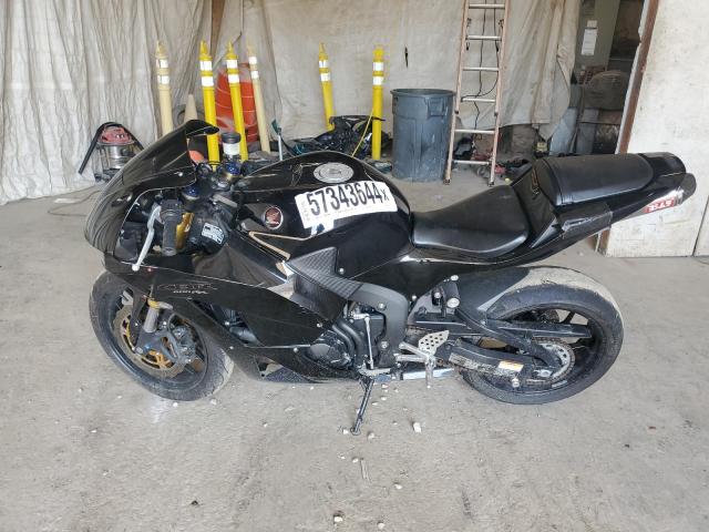 2018 HONDA CBR600 RR - JH2PC40J7JK400494