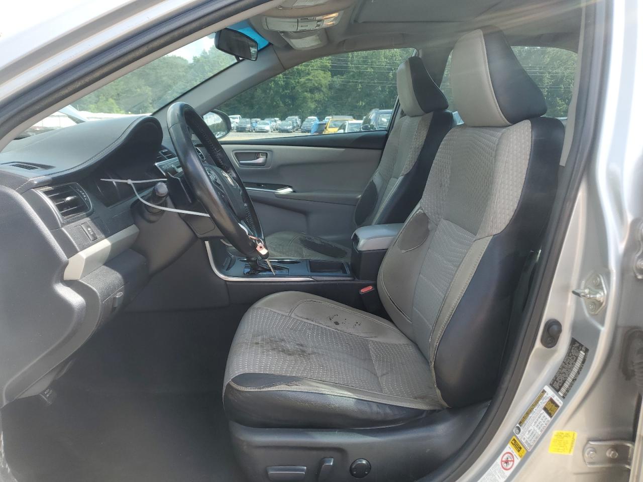 Toyota Camry le 2015