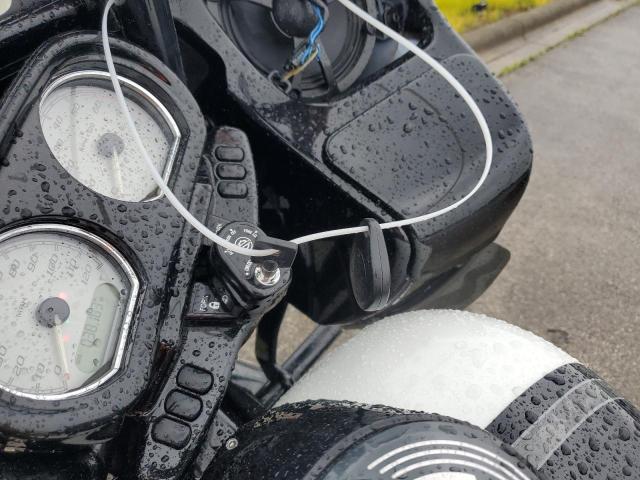 2015 HARLEY-DAVIDSON FLTRX ROAD 1HD1KHM10FB628250